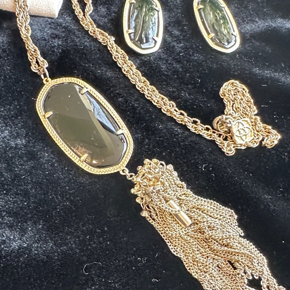 Kendra Scott Silver and Black Jewelry Set - Picture 4 of 5